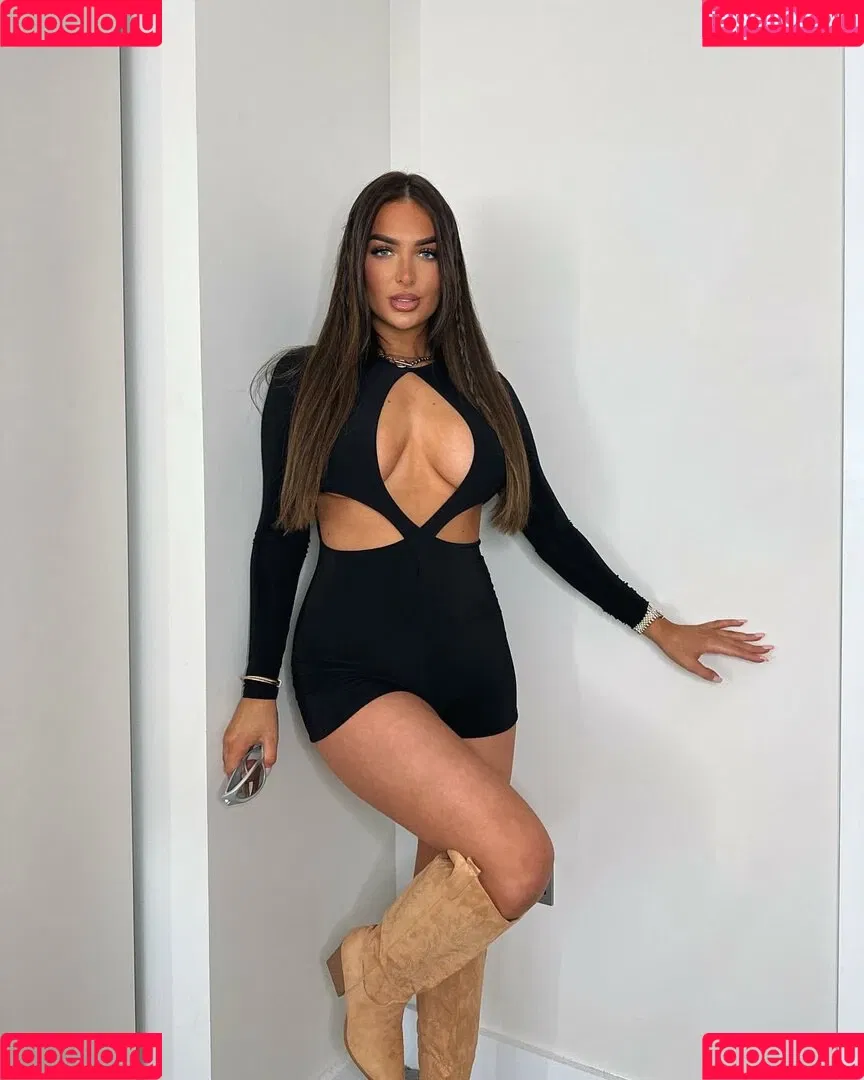 ambsphillips Onlyfans Photo Gallery 