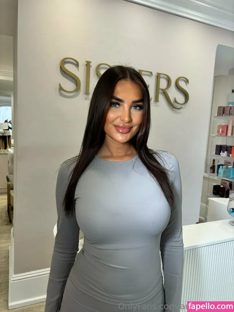 ambsphillips Onlyfans Photo Gallery 