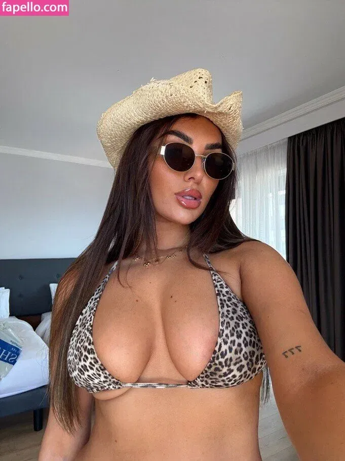 ambsphillips Onlyfans Photo Gallery 