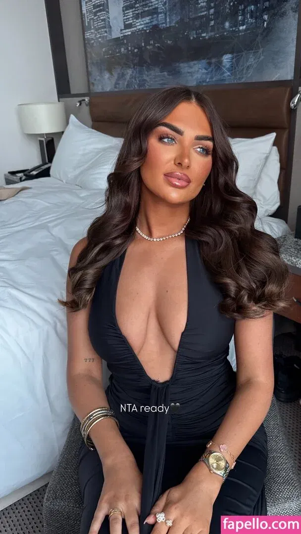 ambsphillips Onlyfans Photo Gallery 