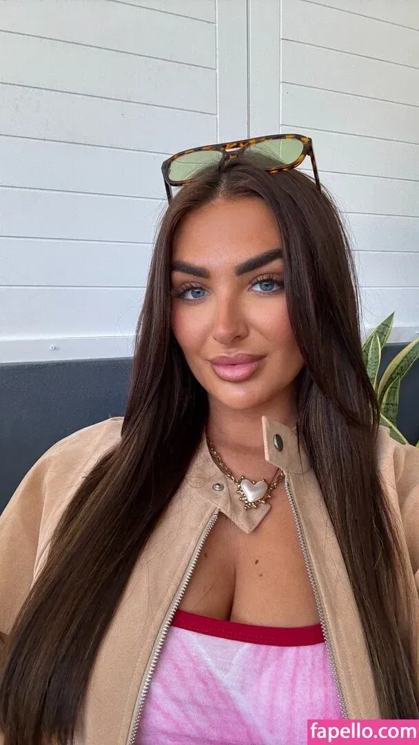 ambsphillips Onlyfans Photo Gallery 