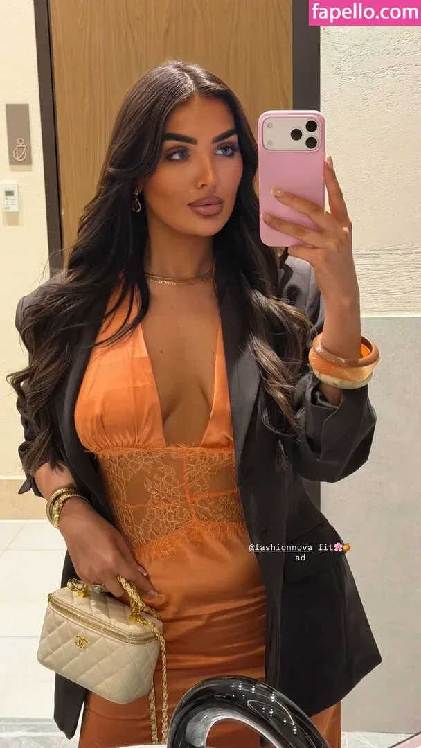 ambsphillips Onlyfans Photo Gallery 