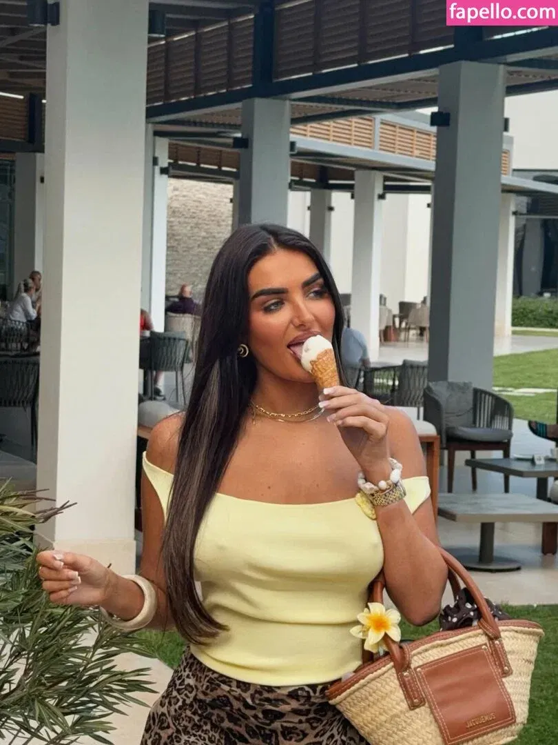 ambsphillips Onlyfans Photo Gallery 