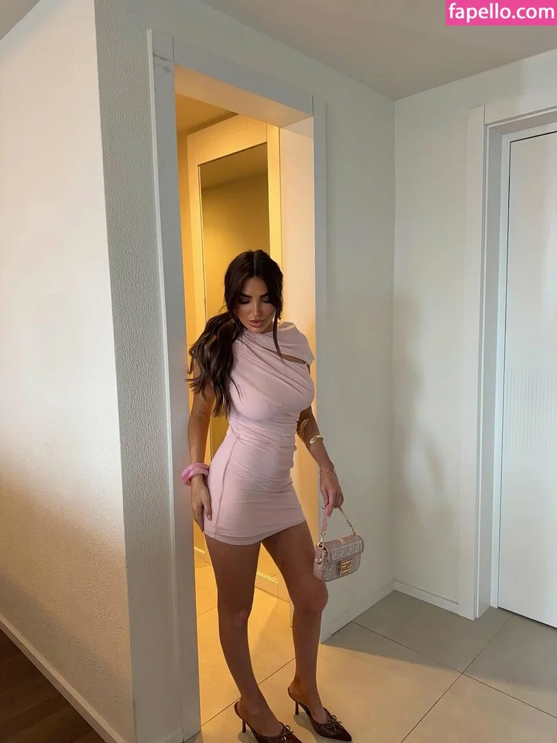 ambsphillips Onlyfans Photo Gallery 