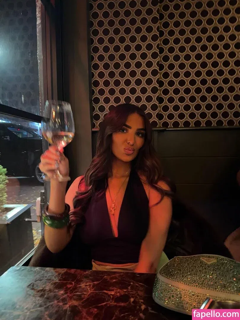 ambsphillips Onlyfans Photo Gallery 