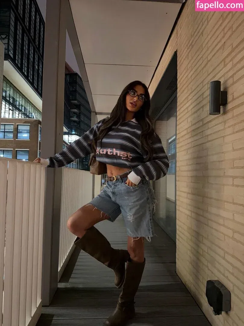 ambsphillips Onlyfans Photo Gallery 