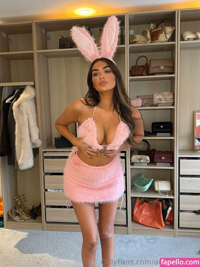 ambsphillips Onlyfans Photo Gallery 