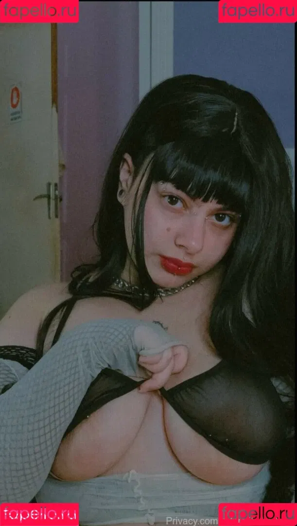 Bratz.sw Onlyfans Photo Gallery 