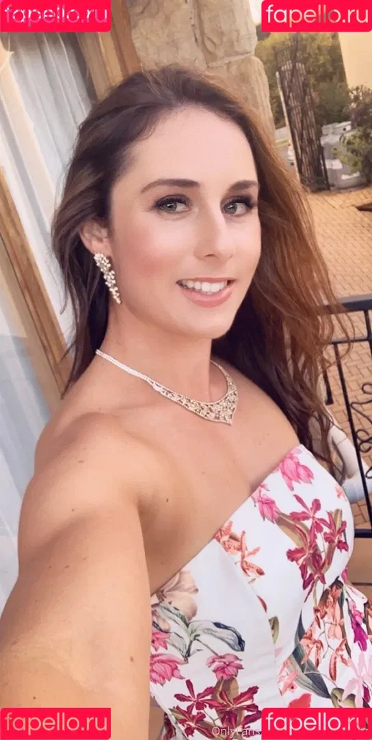 Sharon Janney Onlyfans Photo Gallery 