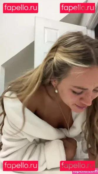 Zoey Aune Onlyfans Photo Gallery 