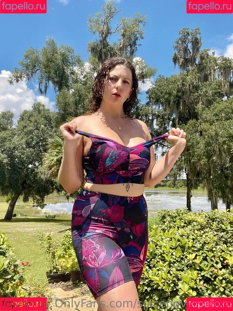 spicenovageektv Onlyfans Photo Gallery 