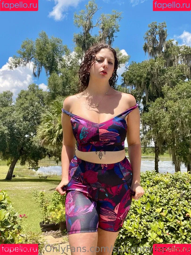 spicenovageektv Onlyfans Photo Gallery 