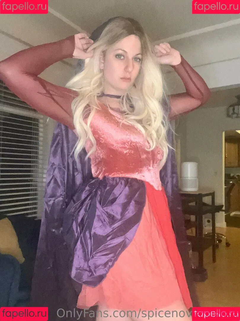 spicenovageektv Onlyfans Photo Gallery 
