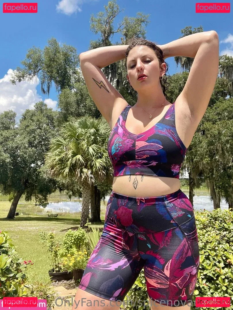 spicenovageektv Onlyfans Photo Gallery 