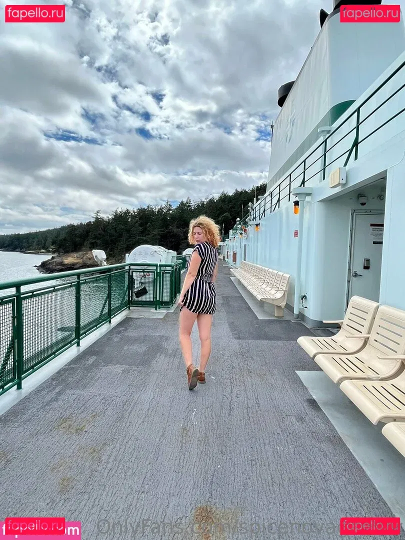 spicenovageektv Onlyfans Photo Gallery 