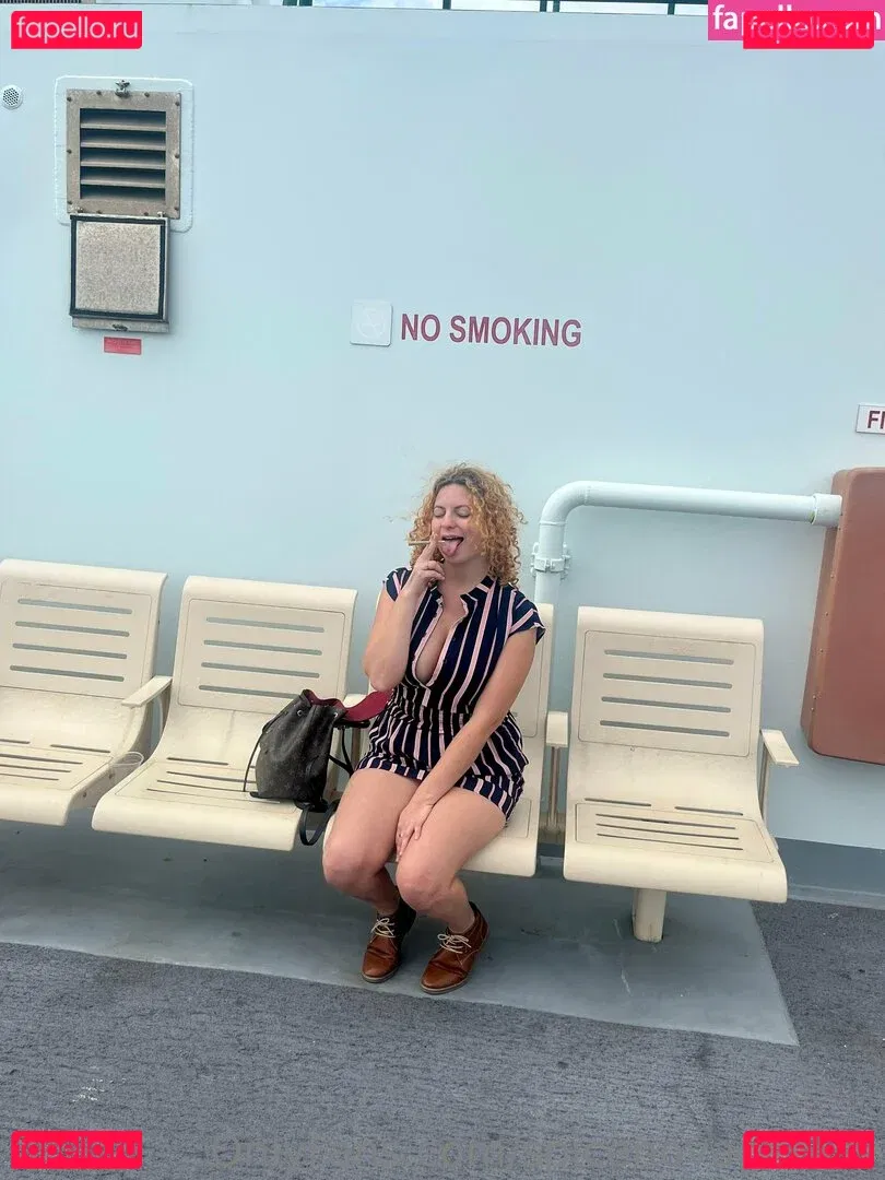 spicenovageektv Onlyfans Photo Gallery 