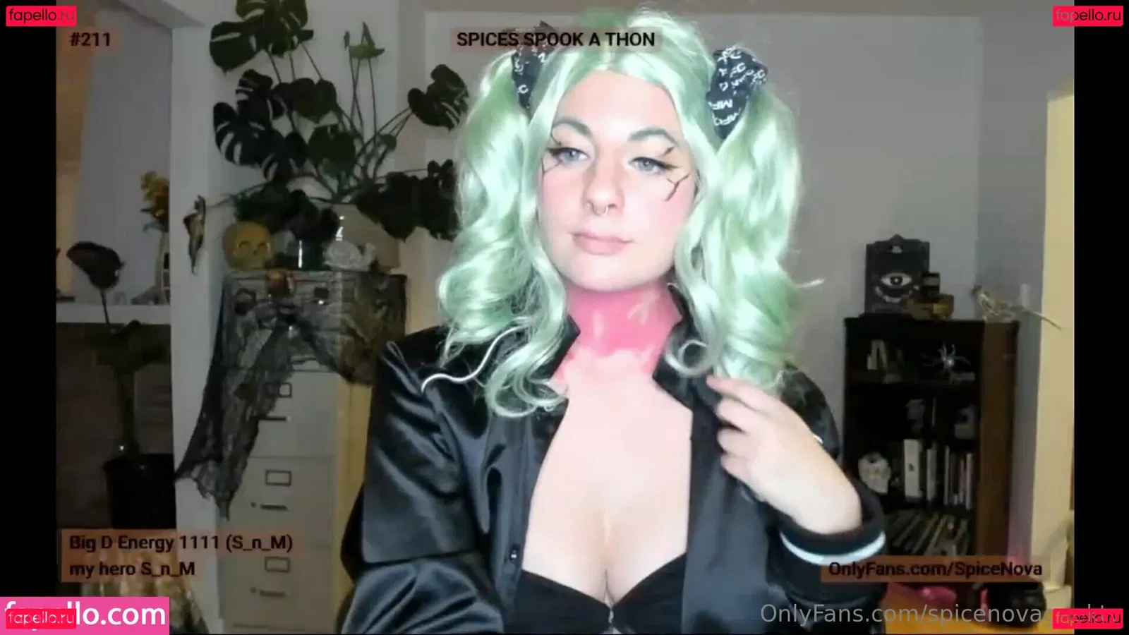 spicenovageektv Onlyfans Photo Gallery 