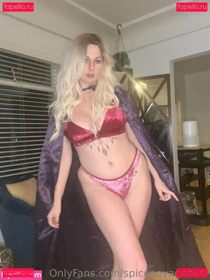 spicenovageektv Onlyfans Photo Gallery 