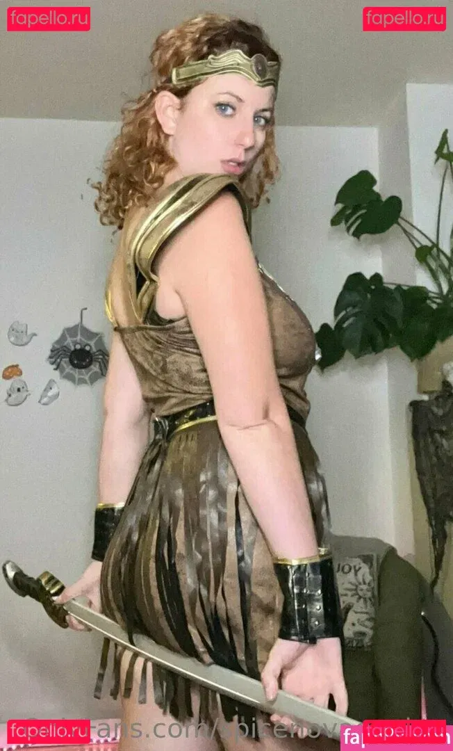 spicenovageektv Onlyfans Photo Gallery 