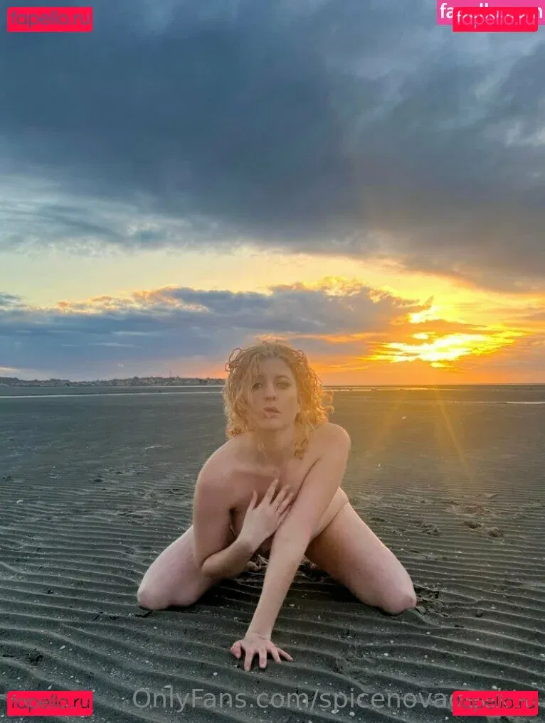 spicenovageektv Onlyfans Photo Gallery 