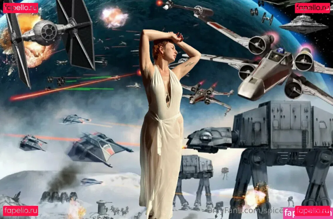 spicenovageektv Onlyfans Photo Gallery 