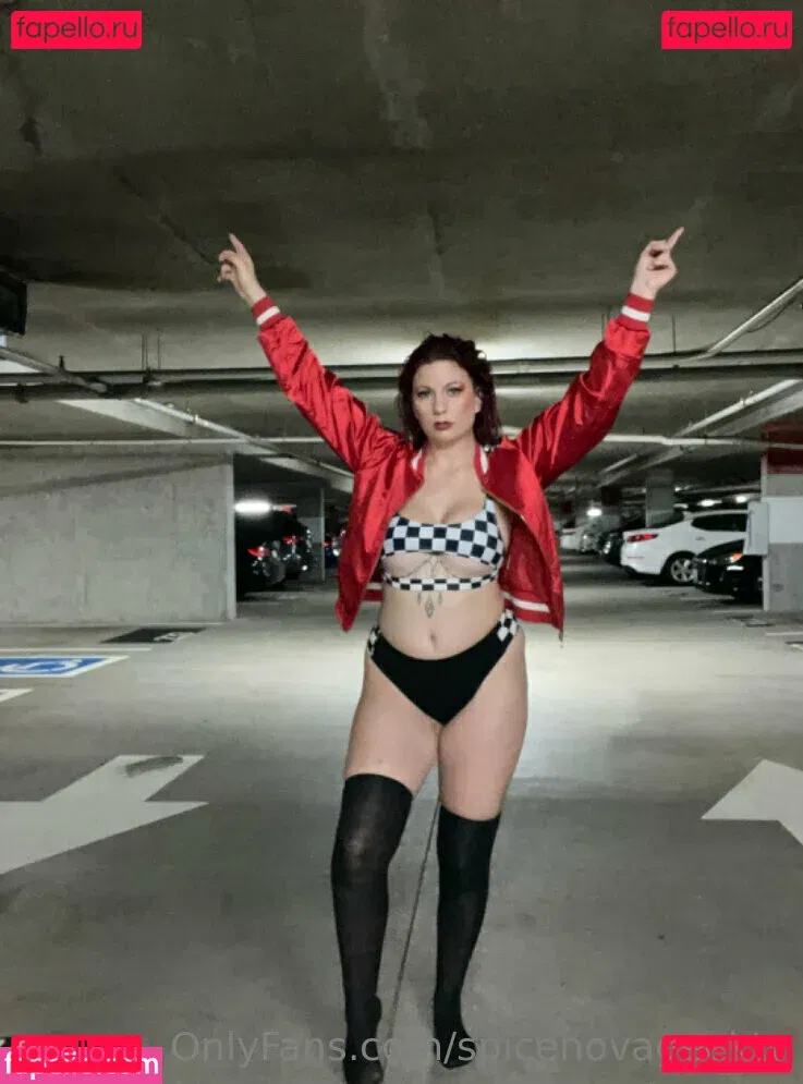 spicenovageektv Onlyfans Photo Gallery 