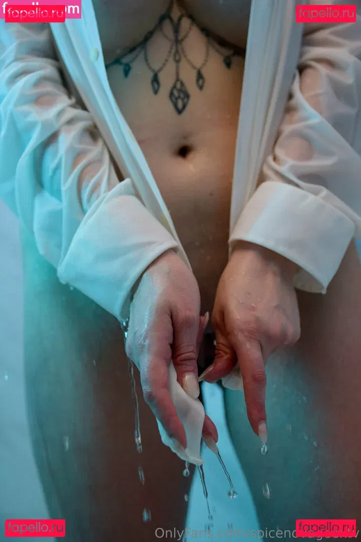 spicenovageektv Onlyfans Photo Gallery 