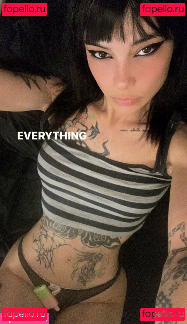 arsonprincess / carmenhollow Onlyfans Photo Gallery 