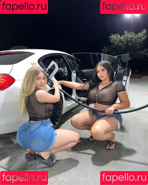 SkyWallace Onlyfans Photo Gallery 