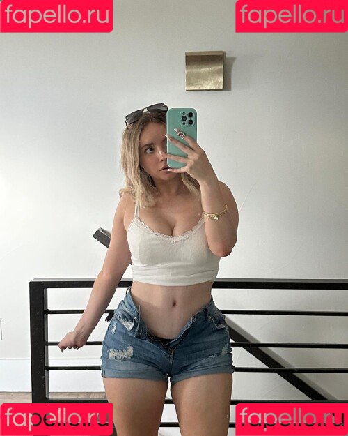 SkyWallace Onlyfans Photo Gallery 