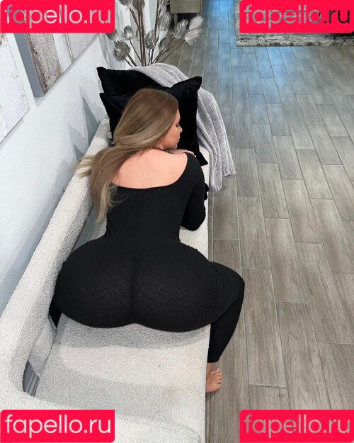 SkyWallace Onlyfans Photo Gallery 