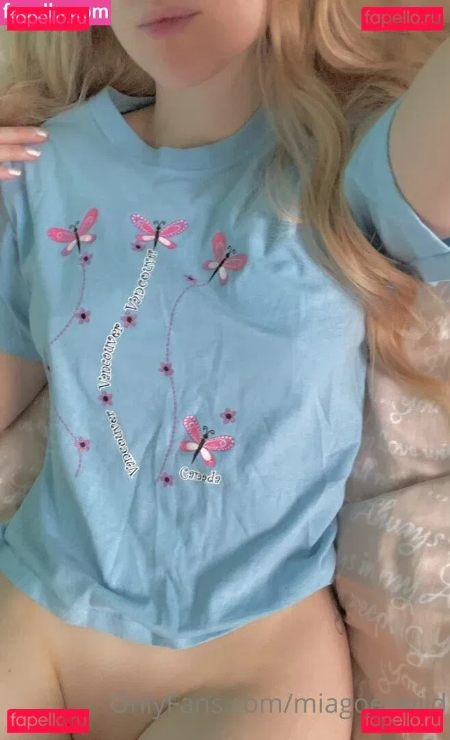 miagoeswild Onlyfans Photo Gallery 