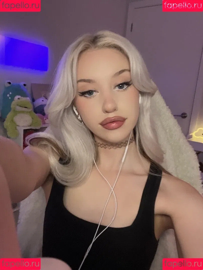 veefroggy Onlyfans Photo Gallery 