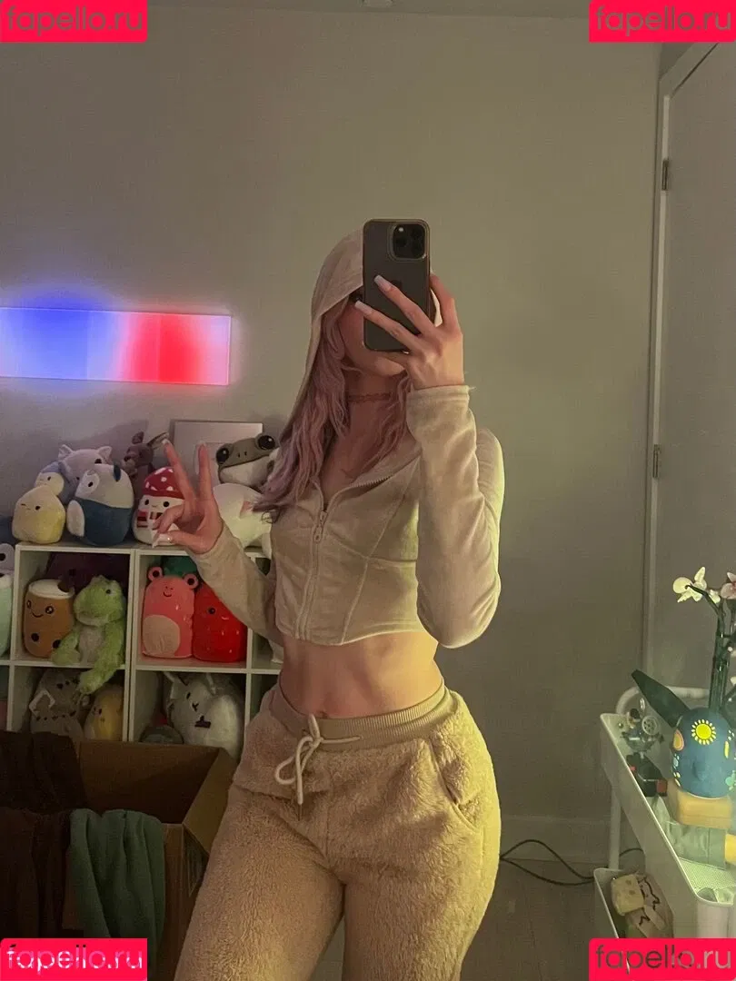 veefroggy Onlyfans Photo Gallery 