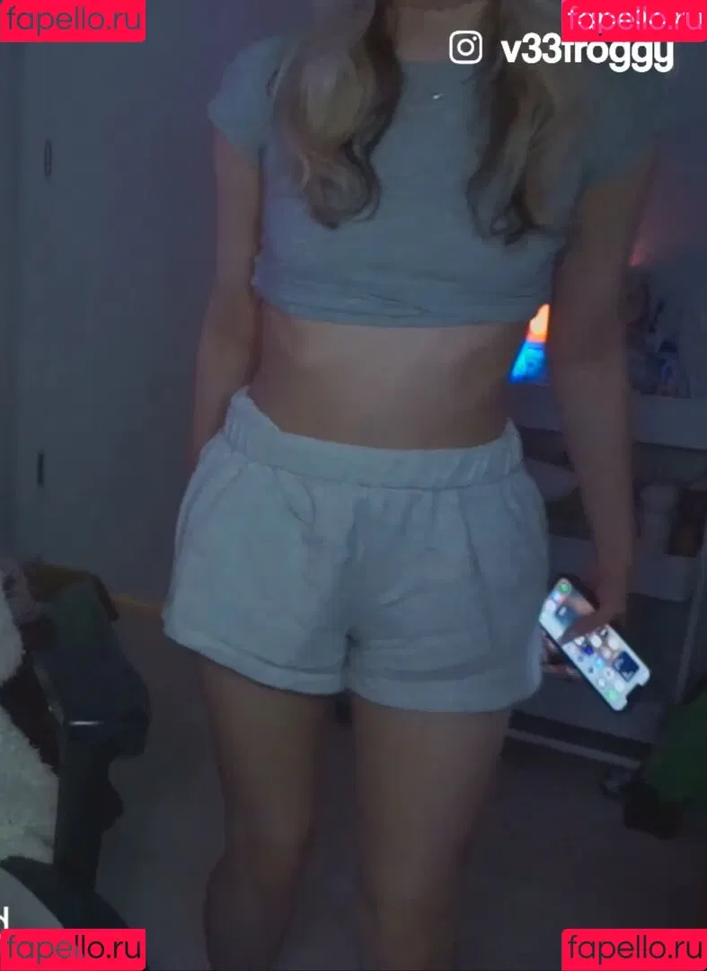veefroggy Onlyfans Photo Gallery 