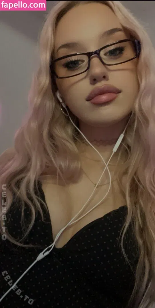 veefroggy Onlyfans Photo Gallery 