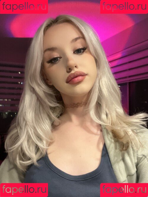 veefroggy Onlyfans Photo Gallery 