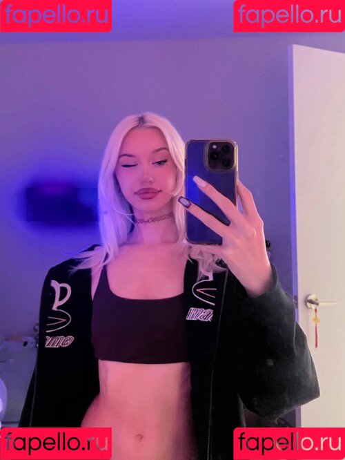 veefroggy Onlyfans Photo Gallery 