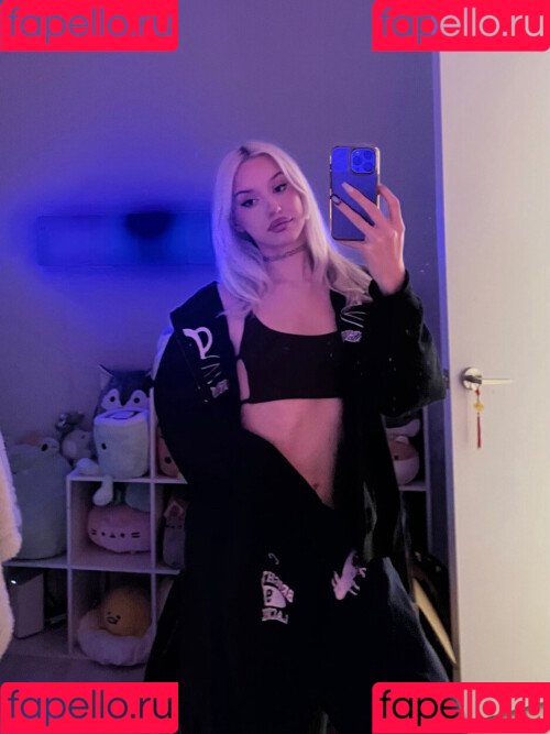 veefroggy Onlyfans Photo Gallery 