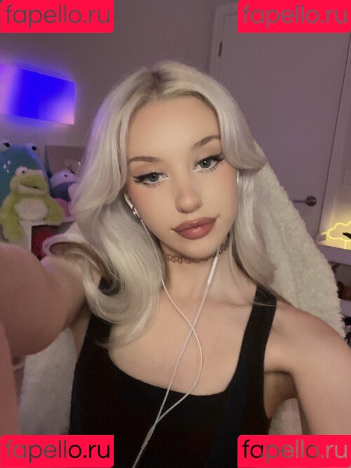 veefroggy Onlyfans Photo Gallery 