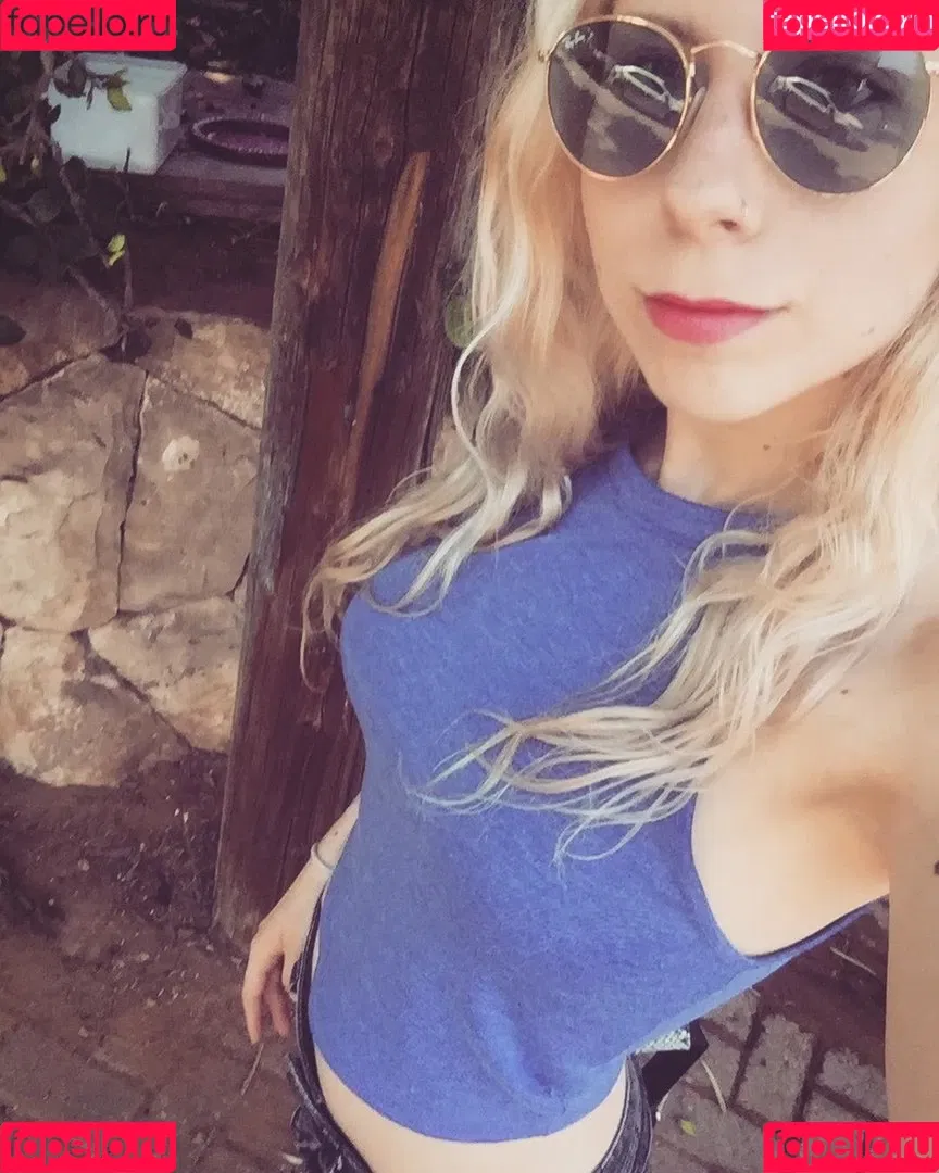 May K Onlyfans Photo Gallery 