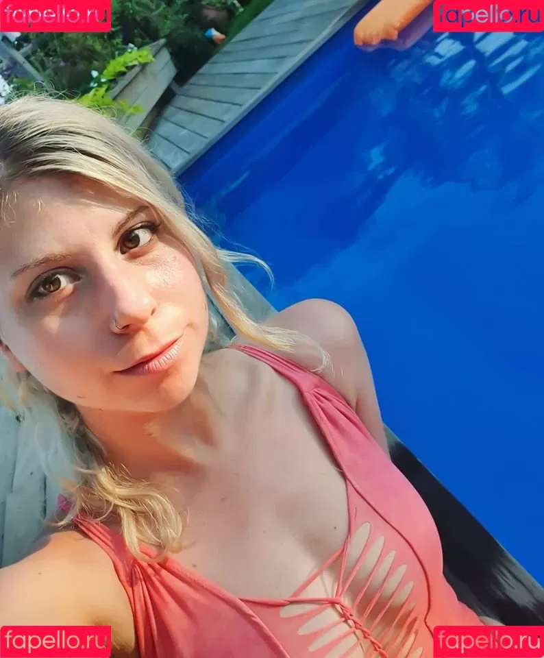 May K Onlyfans Photo Gallery 