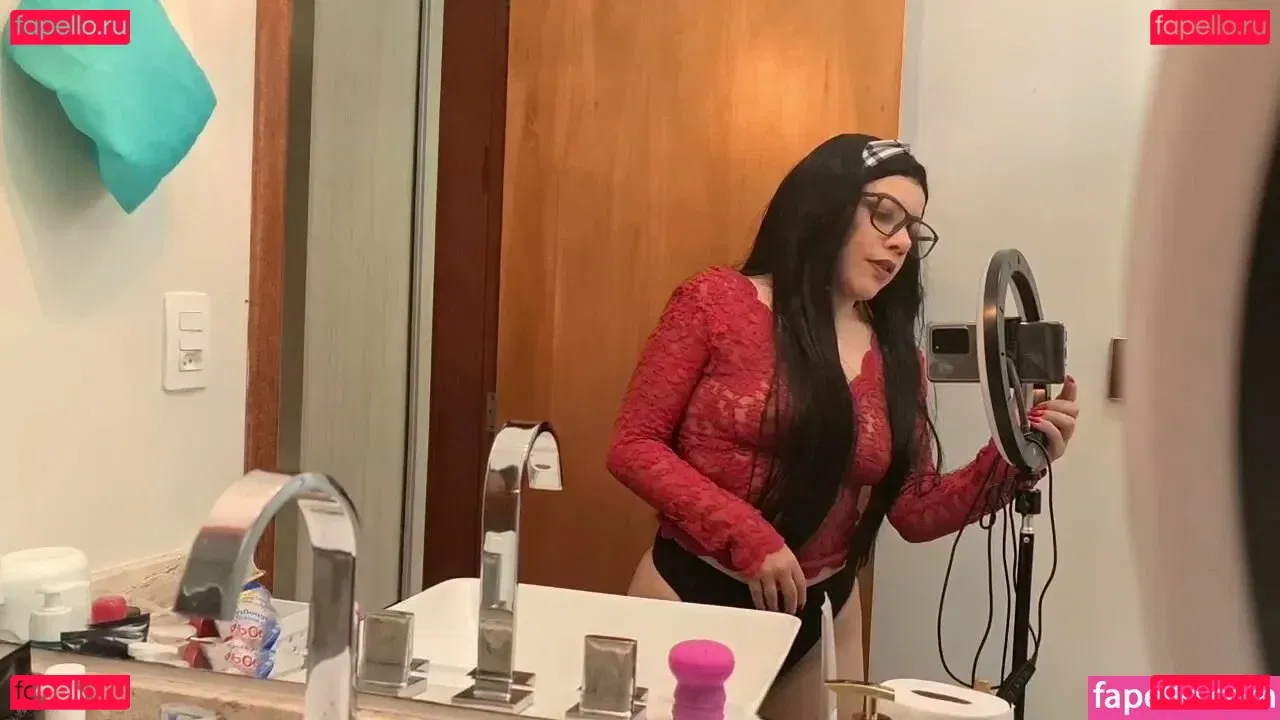 May K Onlyfans Photo Gallery 