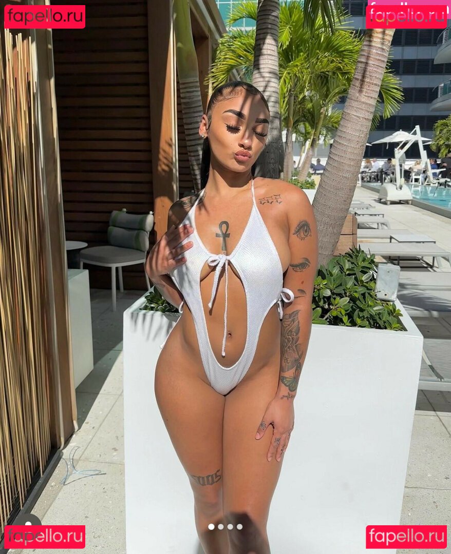 Maya B / b.maya / mayab_______ Onlyfans Photo Gallery 