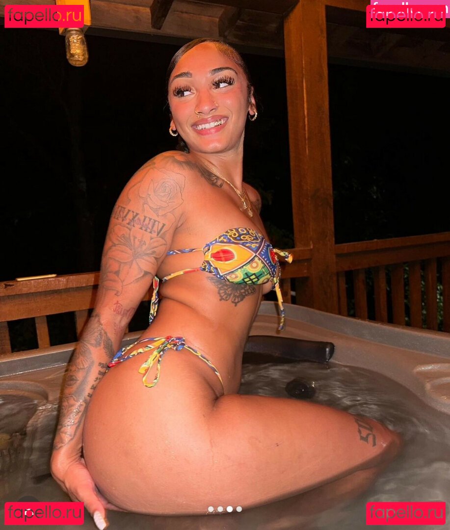 Maya B / b.maya / mayab_______ Onlyfans Photo Gallery 