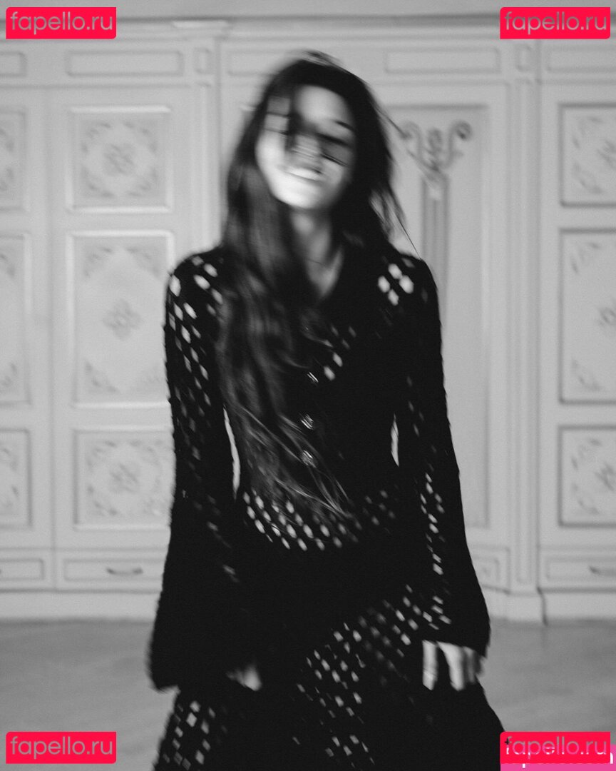 Hande Ercel / handemiyy Onlyfans Photo Gallery 