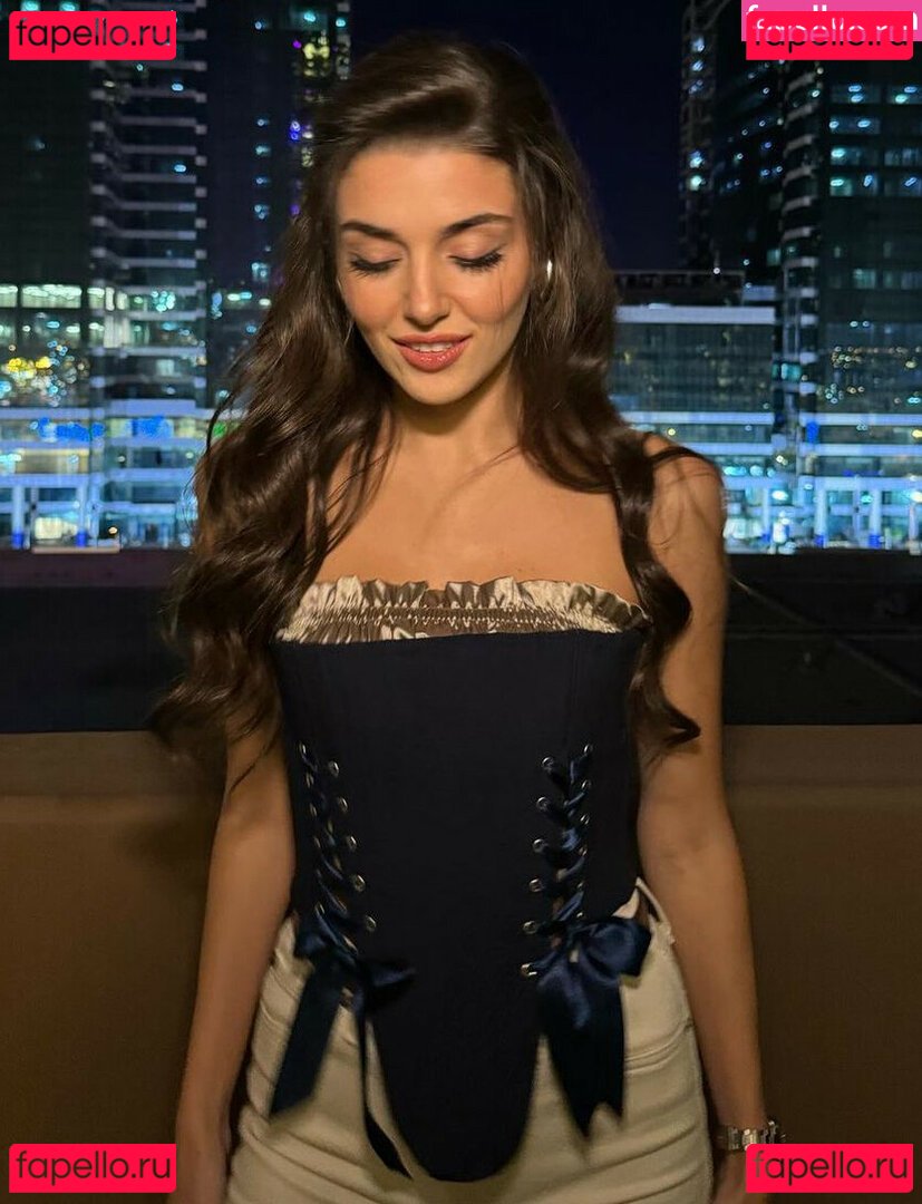 Hande Ercel / handemiyy Onlyfans Photo Gallery 