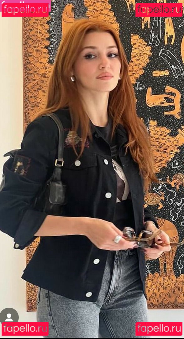 Hande Ercel / handemiyy Onlyfans Photo Gallery 