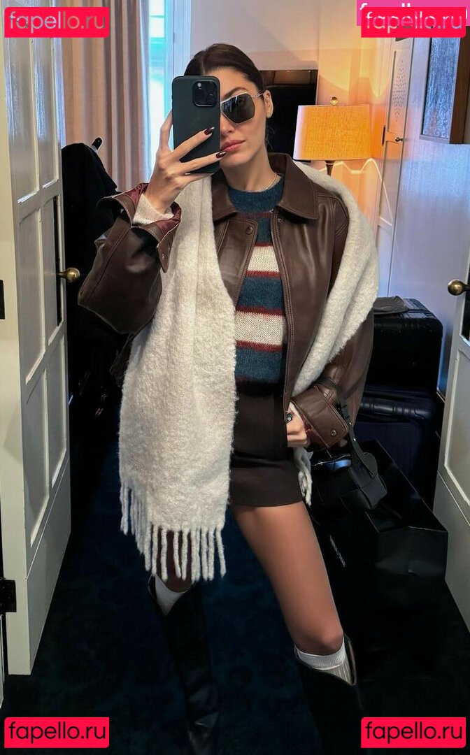 Hande Ercel / handemiyy Onlyfans Photo Gallery 