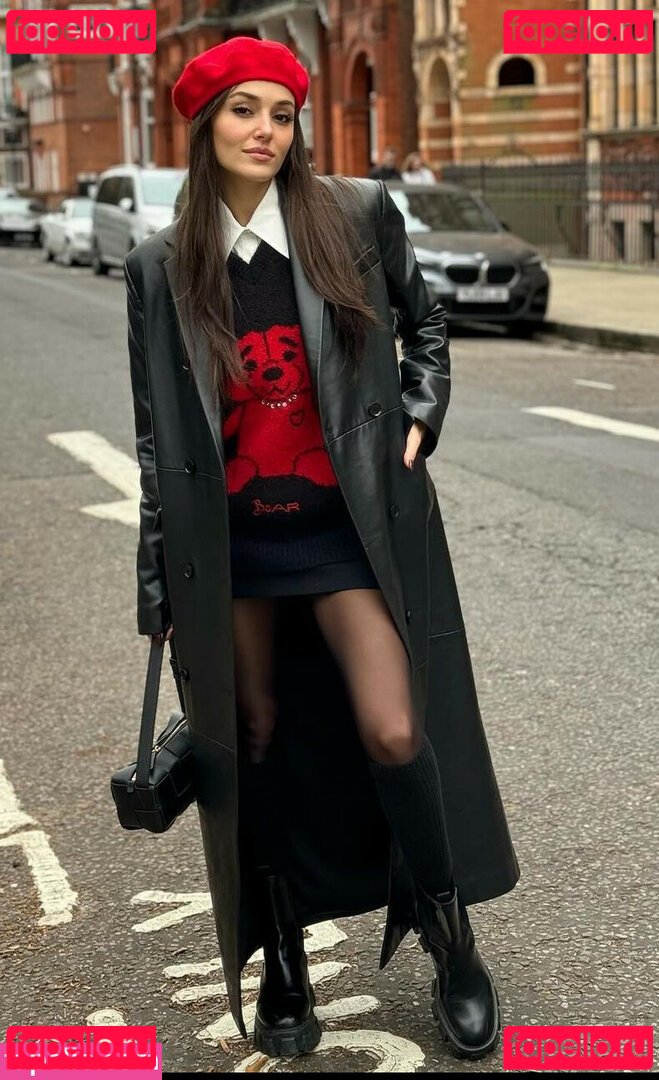 Hande Ercel / handemiyy Onlyfans Photo Gallery 